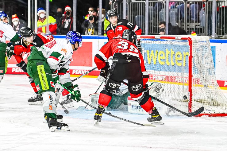 8 Z62 7934 20211226 KEC vs Augsburg