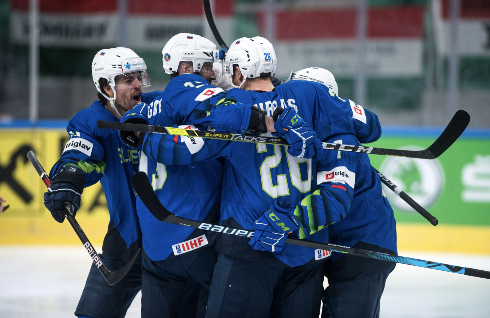 t 2022 05 06 at 21.21.44