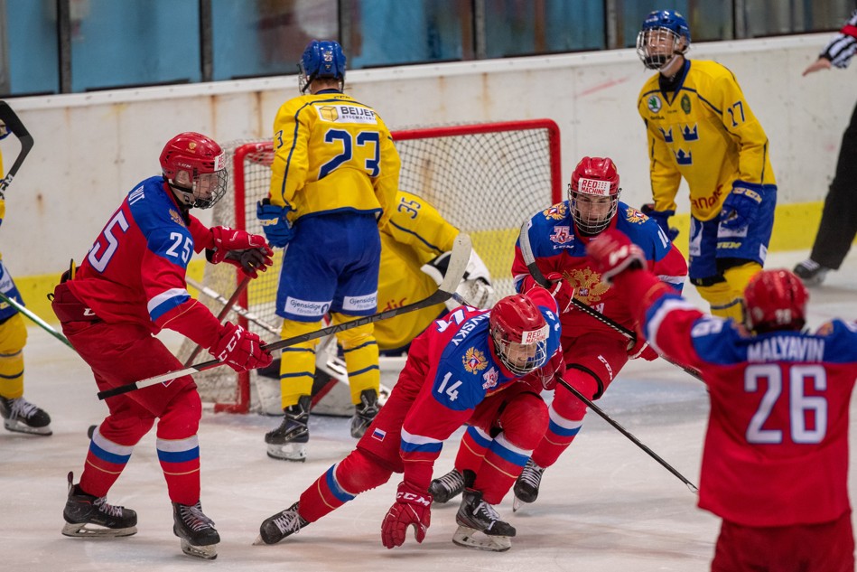2021 08 06 u18 Hlinka RUS SWE BEN 7254