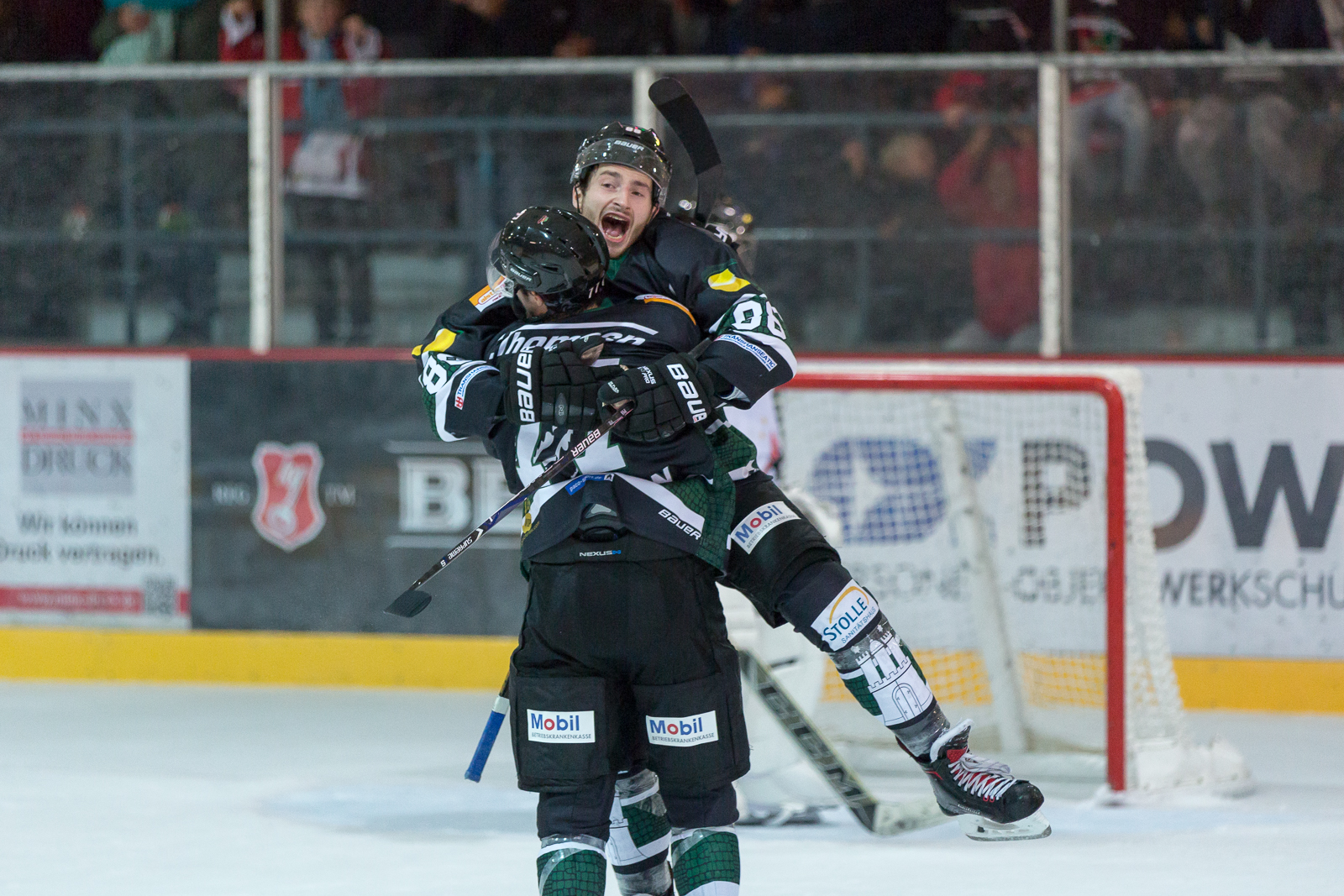 KF OT Torjubel Gerartz McGowan