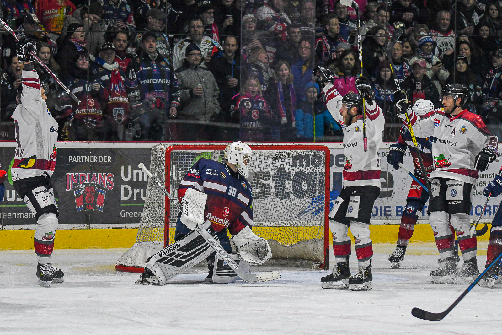 TH Eishockey Hannover Indians Crocodiles Hamburg eol