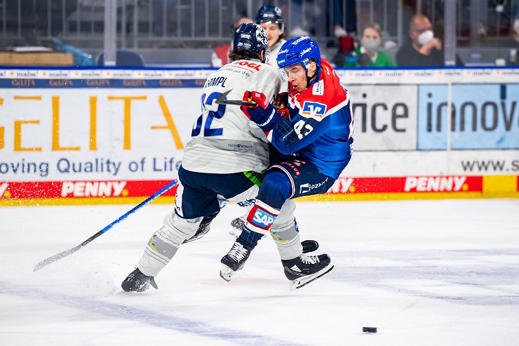 MAN STRAUB 120422 CP