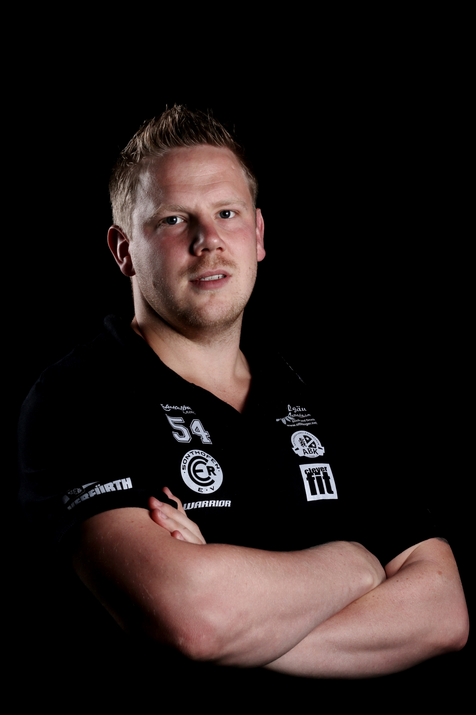 Oberliga Gregor Stein bleibt den Sonthofen Bulls treu