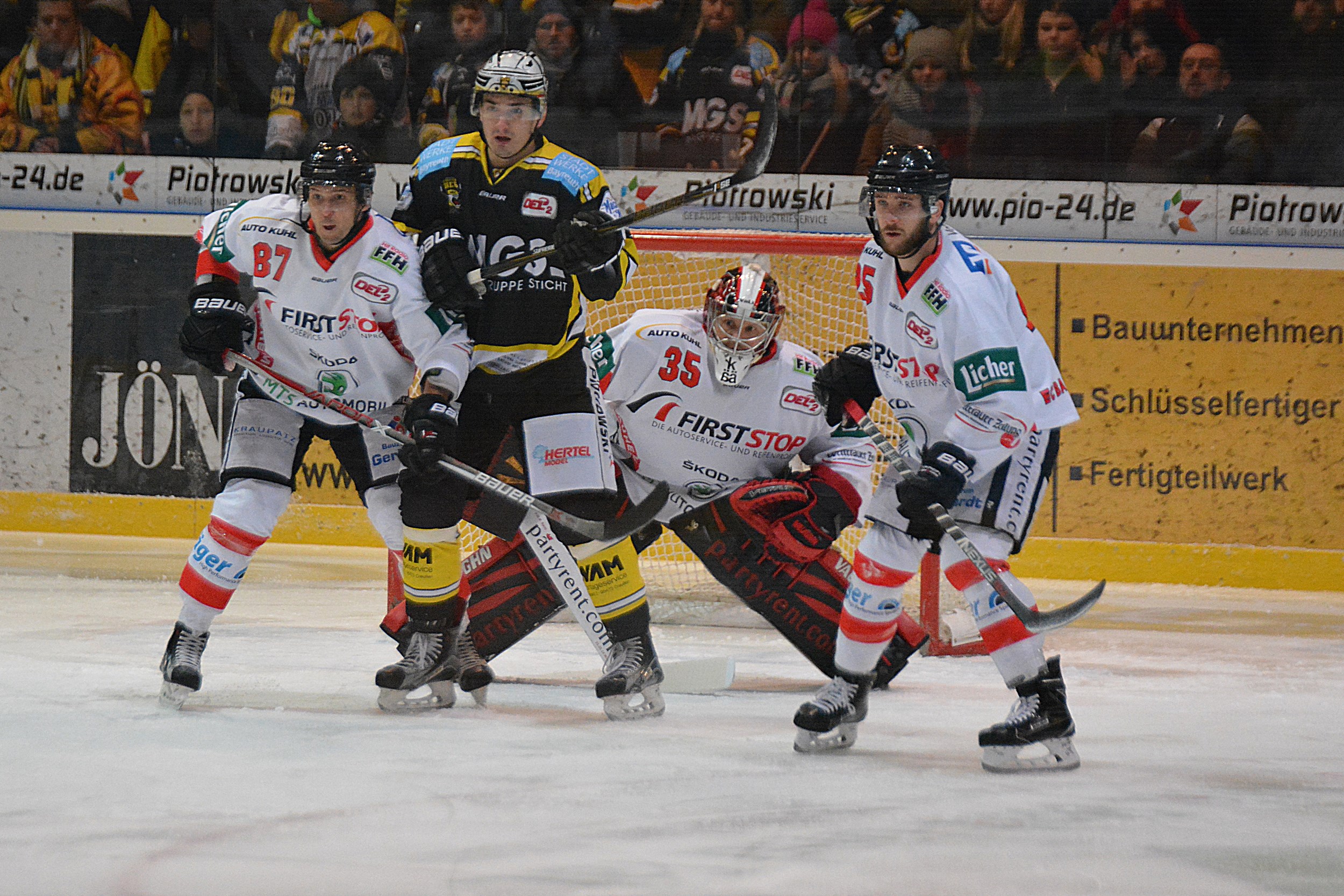 DEL 2 EHC Bayreuth vs. EC Bad Nauheim 013 BEARB 2500x2100