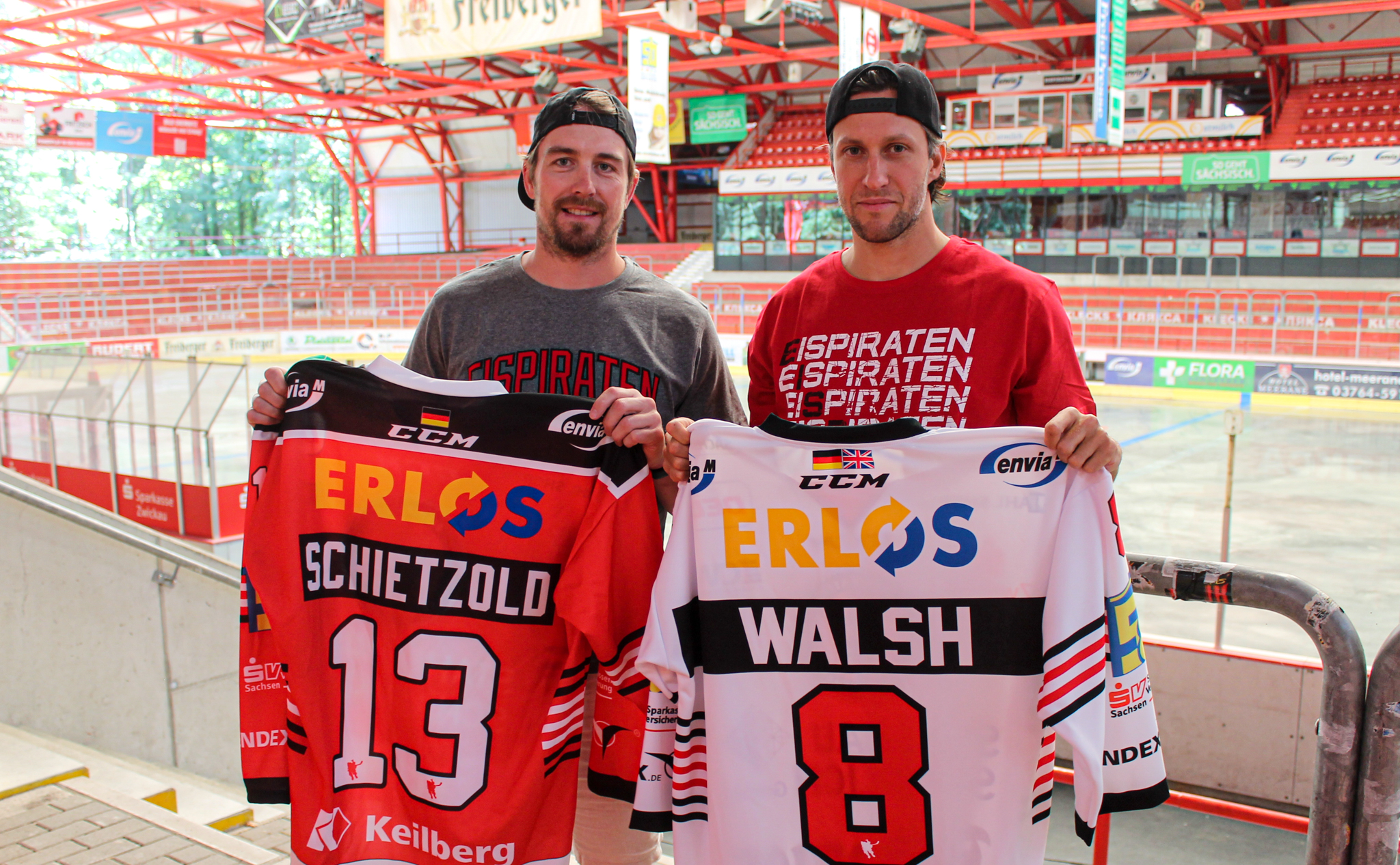 2022 06 08 Verlängerung André Schietzold Dominic Walsh