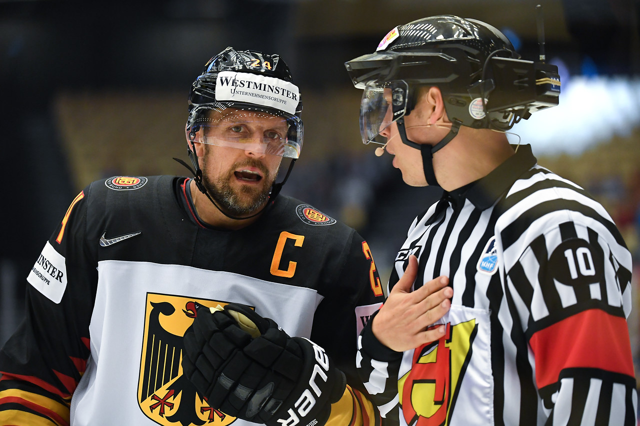 seidenberg cp d2 IIHF GER KOR18 74k X2