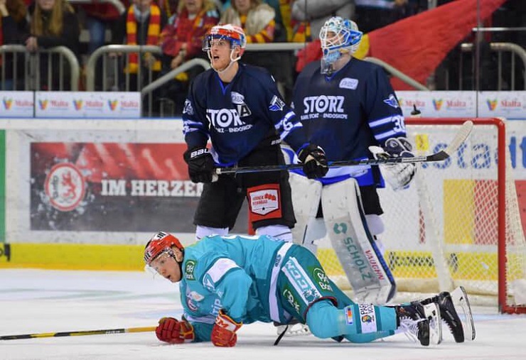 DEG Schwenningen1 200119