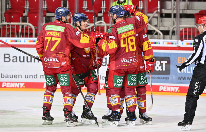 deg jubel 2021 rot cp