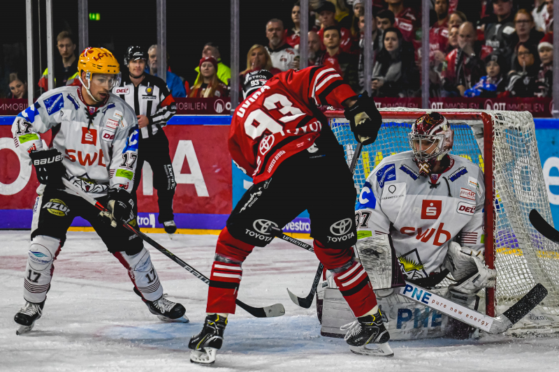 14 DSC 0802 20191222 DEL KEC vs Bremerhaven