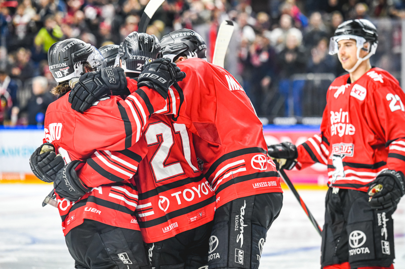 40 DSC 9126 20191117 DEL KEC vs Straubing Tigers